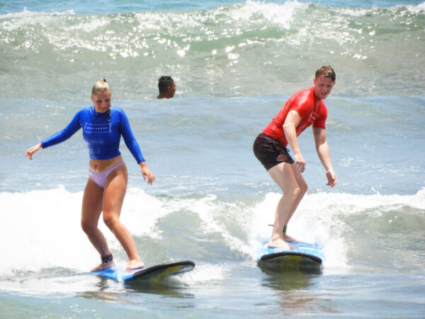 2h surf lesson in Kuta beach - Image 4